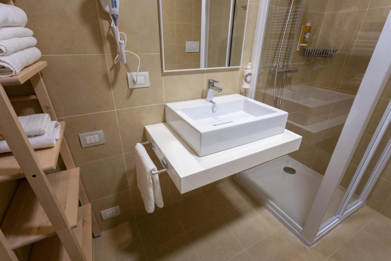 Habitat Guest House เตรนโต ภายนอก รูปภาพ